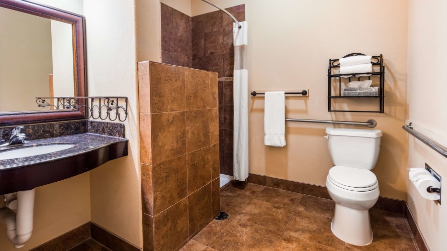 Blanco Luxury Inn & Suites photo 11