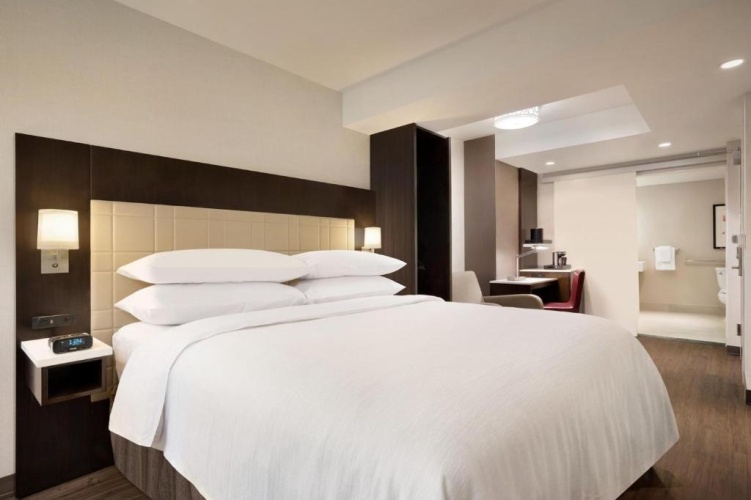 Accessible Double room with city view
