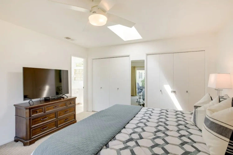 3 Bedrooms Cottage