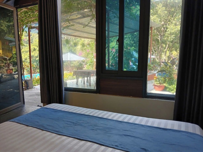 Deluxe Double Cottage with garden view