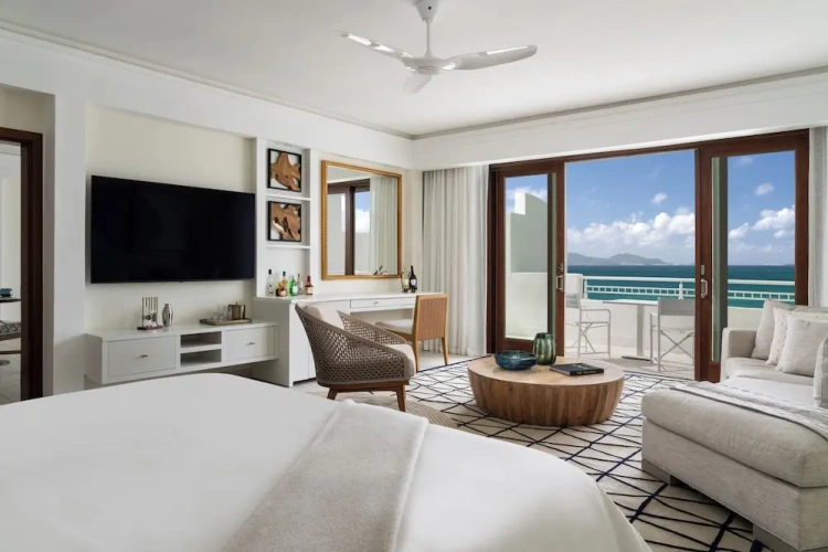 1 Bedroom Double Suite beachfront