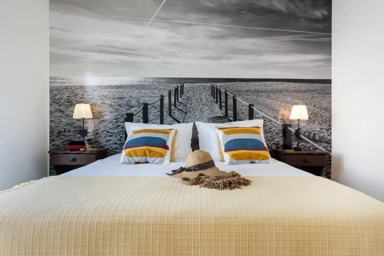 Beachouse - Surf, Bed & Breakfast