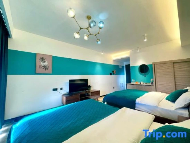 Standard Twin room with balcony and with sea view