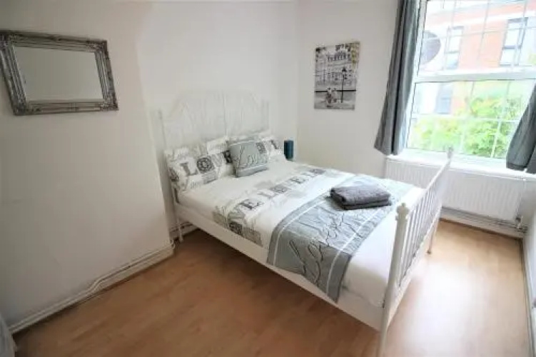 43Chicksand Guest Apartment