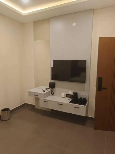 Hotel Diyanvi