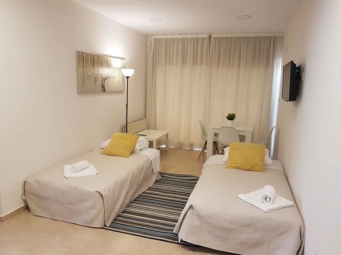 1 Bedroom Apartment
