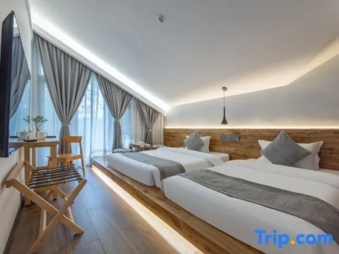 Standard Family room with balcony