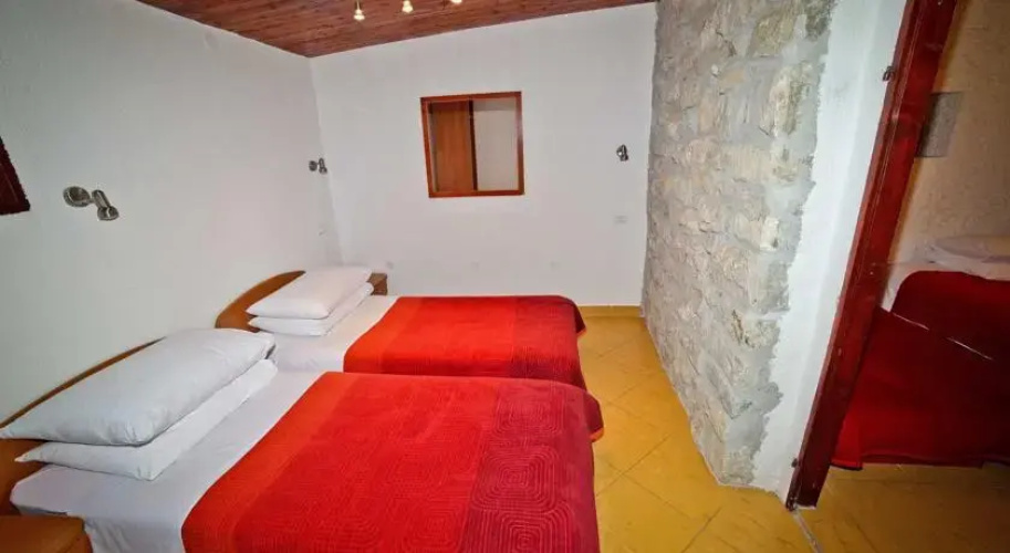 Ante Apartment
