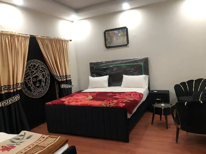 Defence Mark Hotel