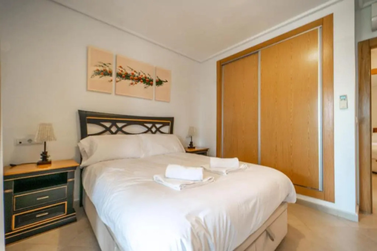 Confortable 2 Bedroom Groundfloor Apartment - PA703LT
