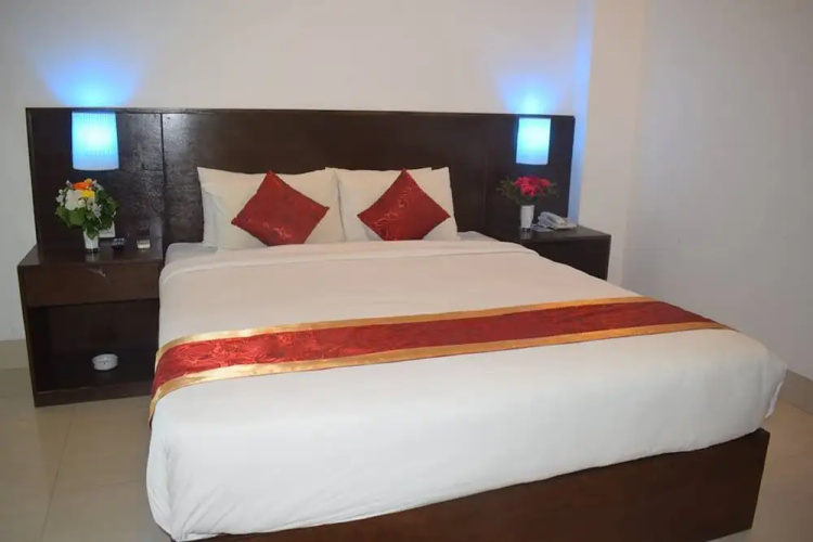 Inani Royal Resort
