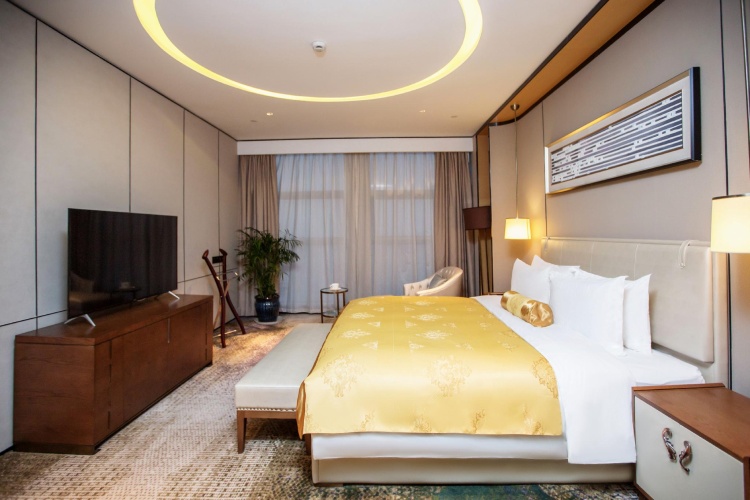 Deluxe Double Suite
