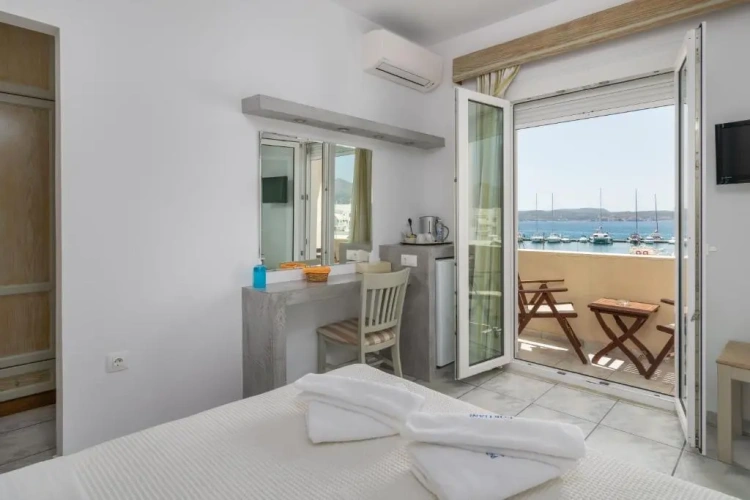 Standard Double room with sea view