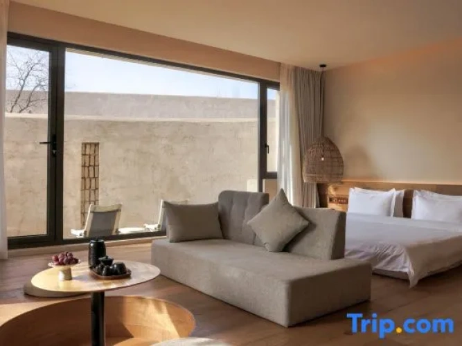 Standard Double room with view