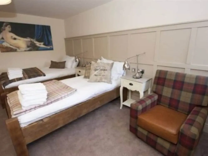 Standard Twin room
