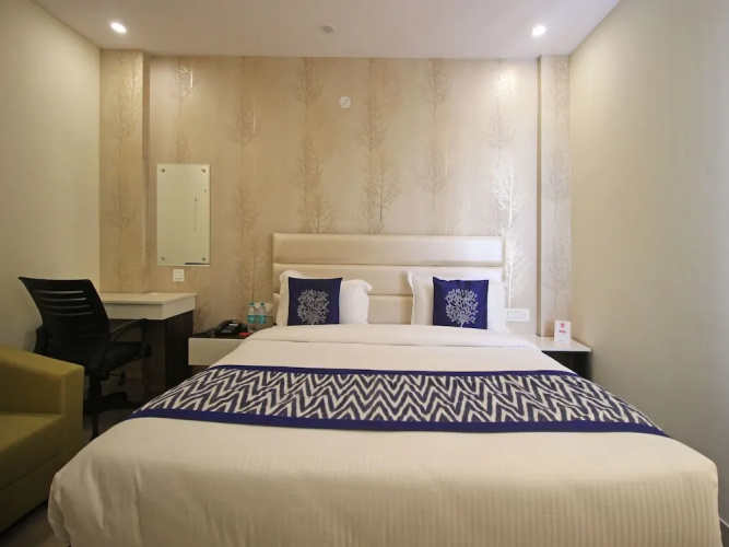 OYO 8132 Hotel Kukreja