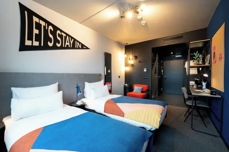 Deluxe Twin room