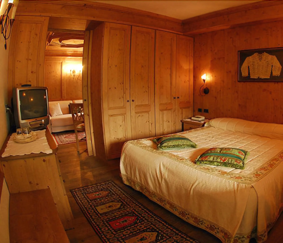 Hotel Baita Dei Pini