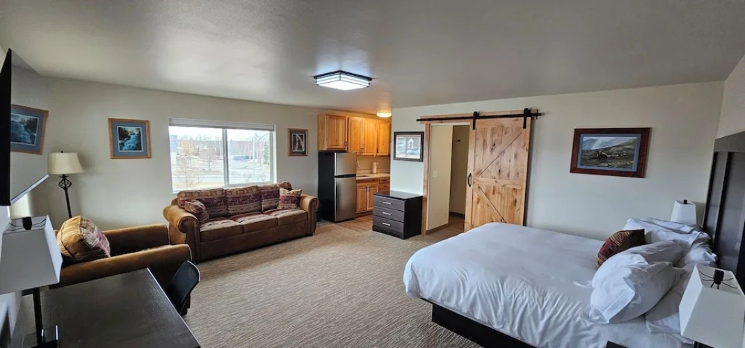 Executive Suite