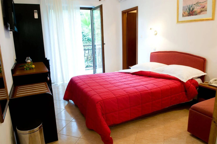 Hotel Vila Tina