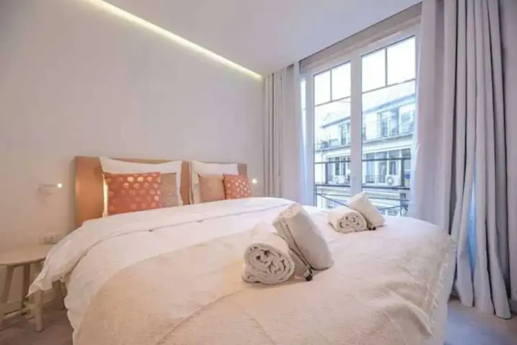 Superb Appt With AC - 2bd/6p - Madeleine/opera