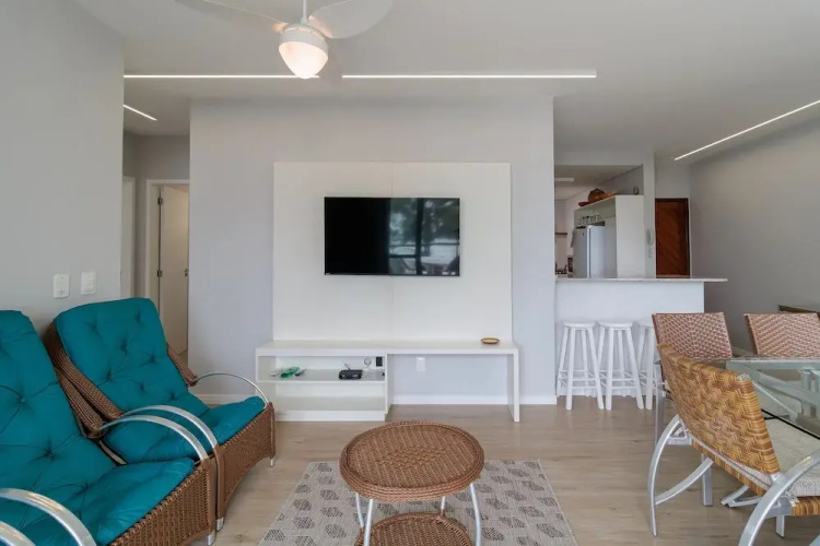 Beachfront Apartment With Island View Cca201