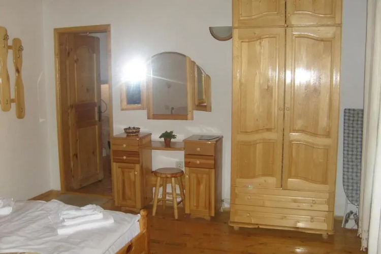 Yakovtsi Inn