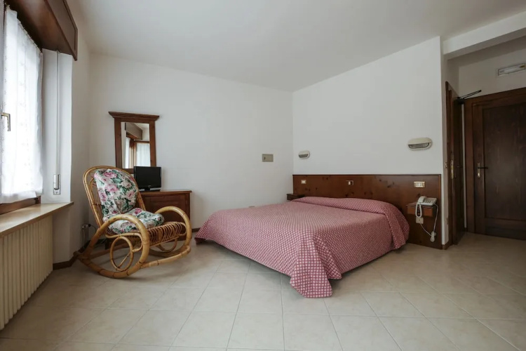 Albergo De March