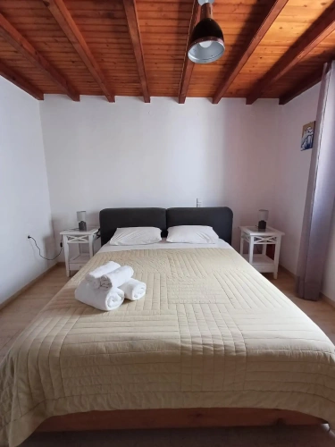 Standard Double Basement room