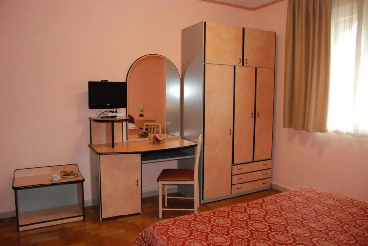 Hotel Ristorante Farese