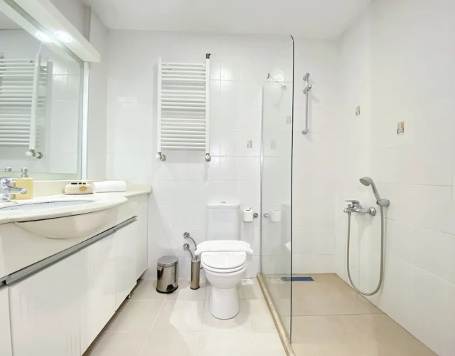 Standard Triple room with balcony