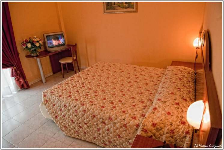 Demy Hotel