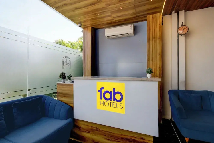 Fabhotel Casa Grand Nacharam