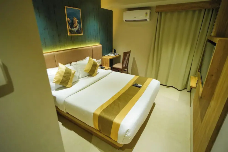 Hotel Amber Paramount