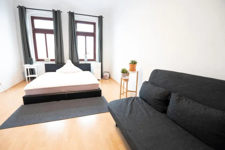 Schloßchemnitz-tolle Ferienwohnung mit Balkon