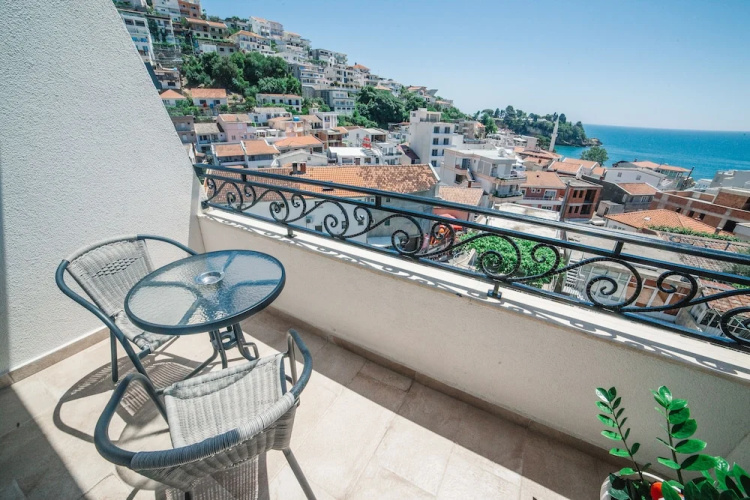 Hotel NOBEL Ulcinj