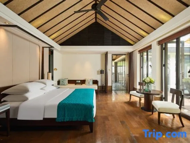 3 Bedrooms Deluxe Double room