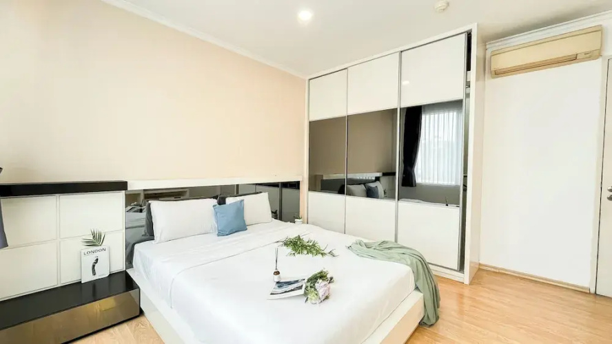 Spacious Luxury 2Br Apartment With Extra Room At Fx Residence