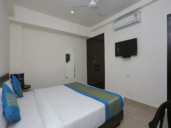 Hotel Sky View