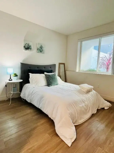 So. Cal Luxury Villa Mins from Beach