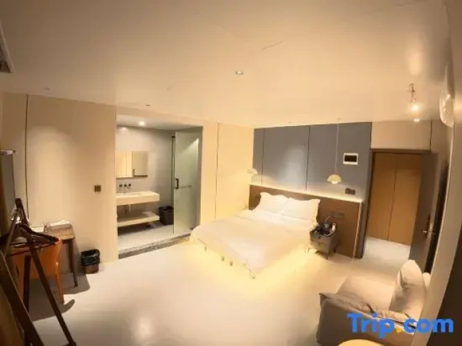 Standard Twin Family room