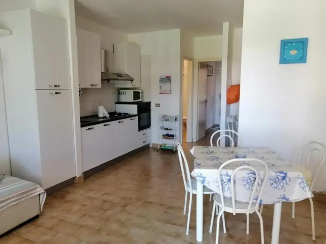 Apartment with garden view