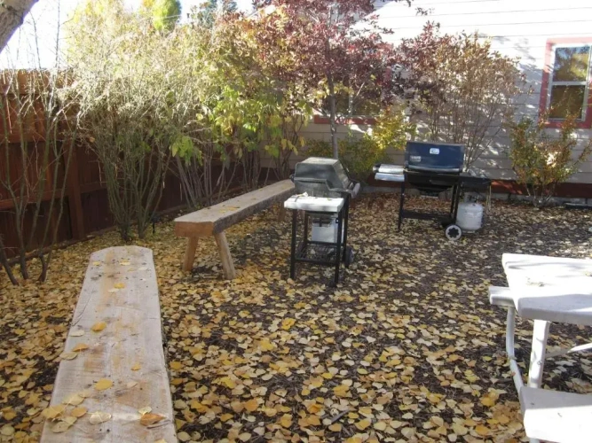 2 Bedrooms Bungalow