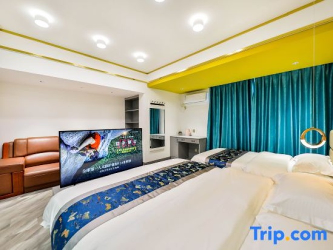 Luxury Twin room