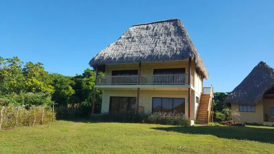 Las Palmeras Beach Hotel