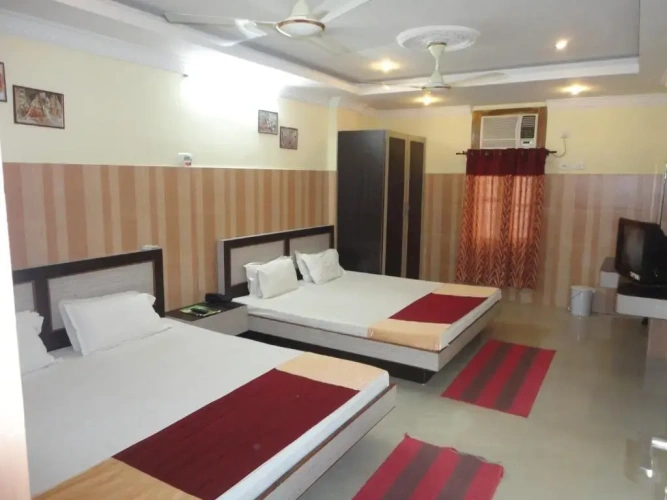 Standard Quadruple Duplex room