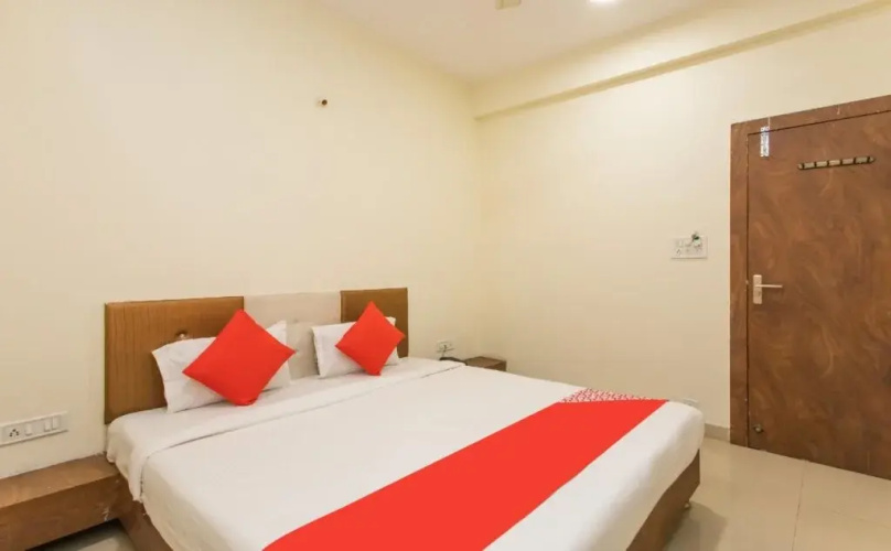 Hotel Atit Villa by OYO Rooms