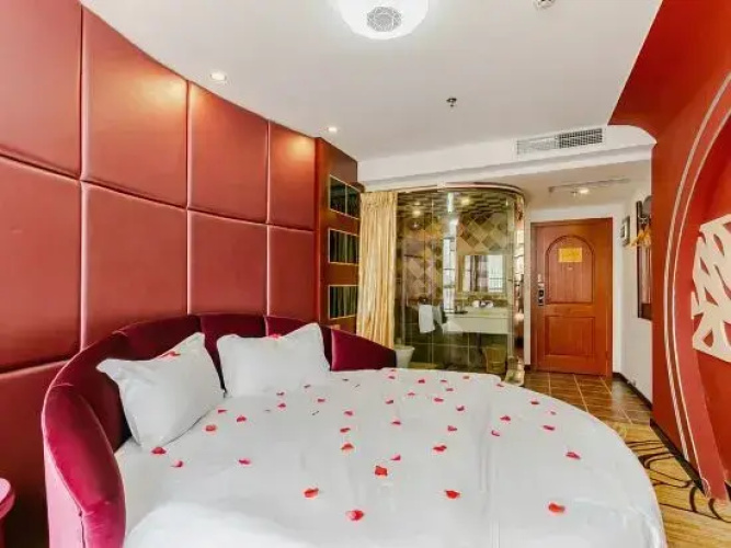 Fulong Hotel