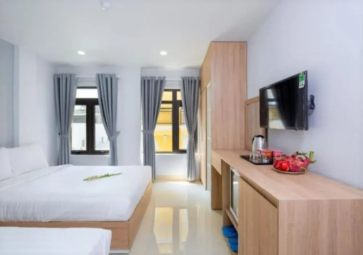 Luna House Danang
