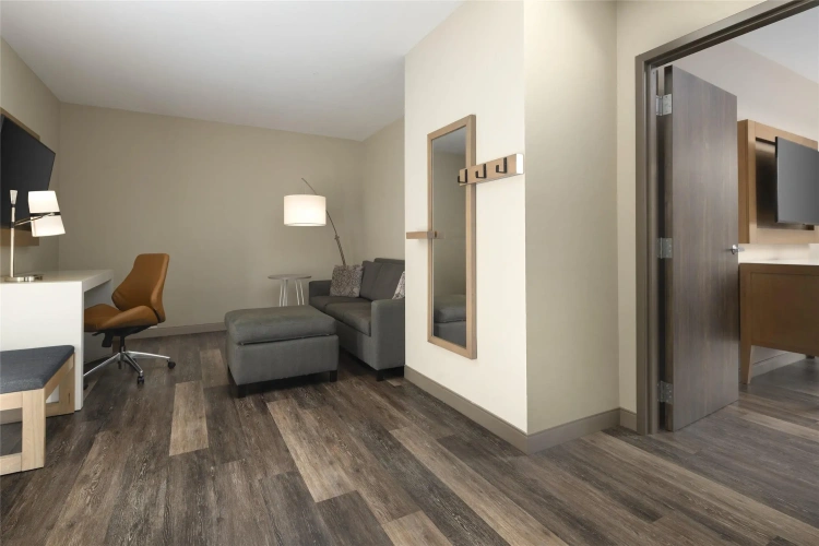 Double Suite